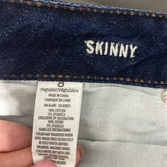 American Eagle 🦅 skinny jeans. Size 8 regular. - Picture 3 of 5